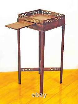 18th Century Antique English Chippendale Mahogany Urn Candle Stand Table