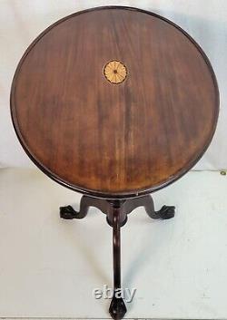 1920s American Chippendale Mahogany Tilt-Top Table Antique Furniture