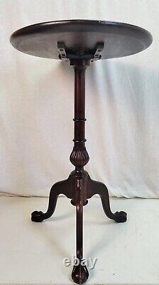 1920s American Chippendale Mahogany Tilt-Top Table Antique Furniture