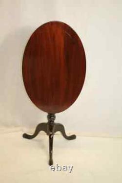 1920s English Queen Anne Chippendale End Side Table with Tilt Top-Antique Mahogany