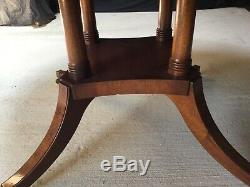 5ft William IV style Burr Walnut Grand dining table. Pro French polished