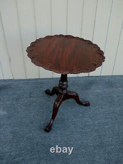 62617 Tilt Top Mahogany Lamp Table Stand Nightstand