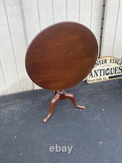 65196 Solid Mahogany Tilt Top Lamp Table Stand