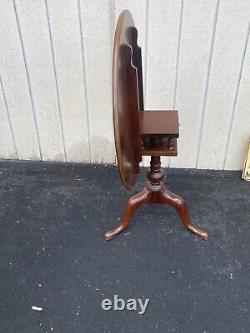 65196 Solid Mahogany Tilt Top Lamp Table Stand
