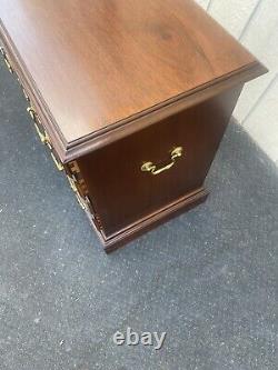 65527 COUNCILL Furniture Mahogany Nightstand End Table Stand