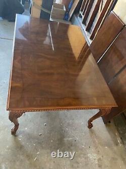 ANTIQUE KARGES Chippendale Dining Table with 3 Leaves