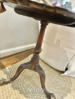 Antique Chippendale Carved Mahogany Pie Crust Tilt Top Table 19th century