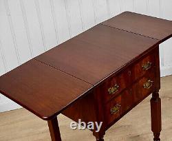 Antique Chippendale Mahogany Pembroke Drop Leaf Side Table