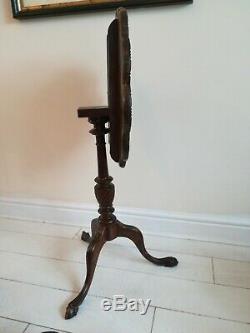 Antique Chippendale Style Carved Tripod Ball And Claw Pie Crust Tilt Top Table