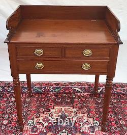 Antique Chippendale Style Mahogany Vanity Or Dressing Table With Folding Mirror