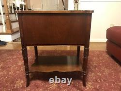 Antique Mid Century Chinese end table chippendale Fretwork with Drawer Shelf #6095