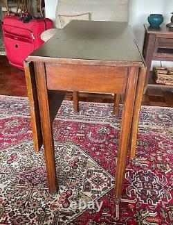 Antique Solid Mahogany Chippendale Gate Leg Drop Leaf Table
