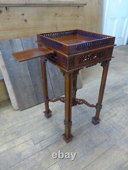 Antique Vintage Chinese Chippendale Style Hardwood Side Display Table Stand