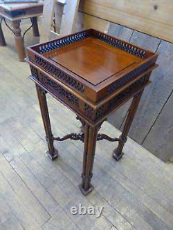 Antique Vintage Chinese Chippendale Style Hardwood Side Display Table Stand