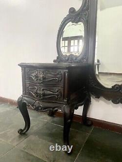 Antique / vintage chippendale vanity dressing table with mirror and drawers