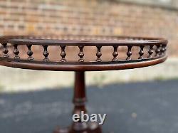 BAKER Stately Homes Mahogany Tilt Top Ball & Claw Table