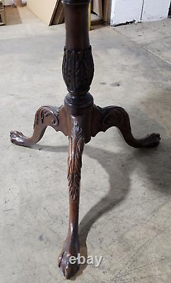 Baker Carved Chippendale Mahogany Pie Crust Tilt Top Table Claw and Ball Feet