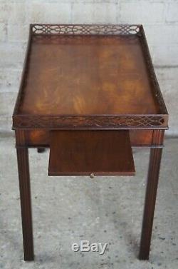 Baker Collectors Edition Chippendale Style Mahogany Tea Tray Table Parlor Accent