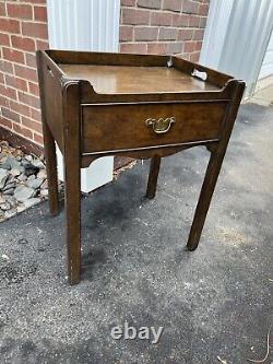 Baker Furniture Mahogany Accent End Table One Drawer Chippendale 19x16x26.5