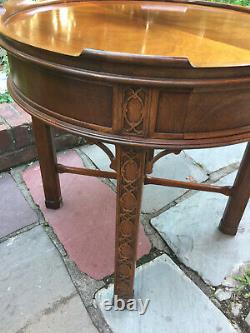 Baker Furniture Round Chippendale Mahogany 1 Drawer End Table