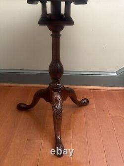 Baker Historic Charleston Collection Mahogany Piecrust Tilt-Top Table