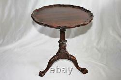 Beautiful Early Mahogany Pie Crust Tilt Top Table Claw Ball Feet Mortise & Tenon