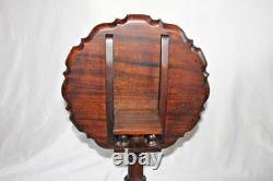 Beautiful Early Mahogany Pie Crust Tilt Top Table Claw Ball Feet Mortise & Tenon
