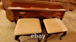 Beautiful Sofa Table + Ottomans Thomasville Furniture Three Drawers Chippendale