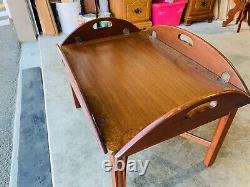 Beautiful Vintage Mahogany Chippendale Style Butler's Folding Leaf Coffee Table