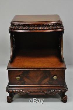 Chinese Chippendale Flame Mahogany Step Down Nightstand Side Table Detroit Furn