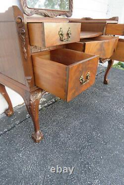 Chippendale Ball and Claw Feet Flame Mahogany Vanity Table and Mirror 1454