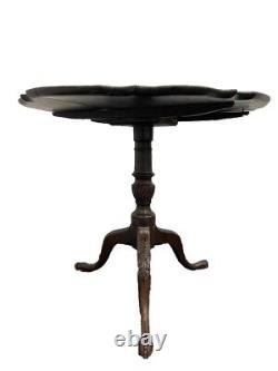 Circa 1800 XL Hand Carved English Chippendale Georgian Pie Crust Tilt-Top Table