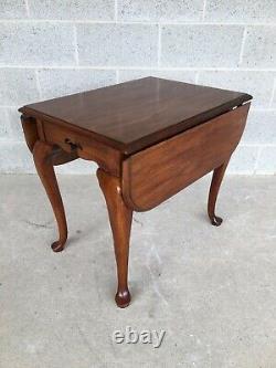 Drexel Heritage Coventry Manor Mahogany Queen Anne Drop Leaf Side Table