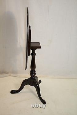 English Queen Ann Chippendale End Side Table with Incised Tilted Top, C. 1920s