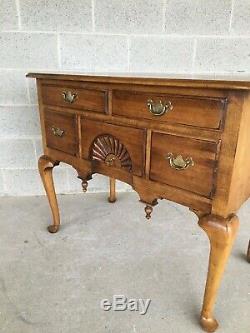 Ethan Allen 1776 Circa Chippendale Style 5 Drawer Lowboy (18-9001) Finish (218)