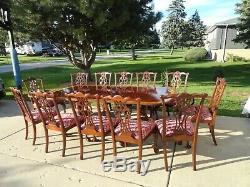 Ethan Allen 18th Century Mahogany Chippendale Style Dining Table With Chairs