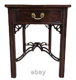 Ethan Allen Georgian Court Chippendale Lamp End Side Table Cherry 225