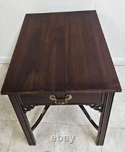 Ethan Allen Georgian Court Chippendale Lamp End Side Table Cherry 225