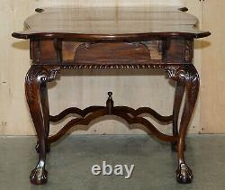 Exquisite Thomas Chippendale Style Claw & Ball Feet Extending Chess Board Table