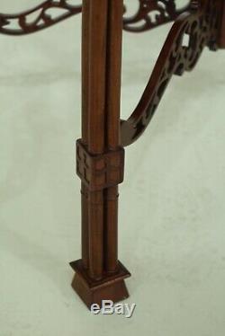 F32135EC Chinese Chippendale Mahogany Occasional Table