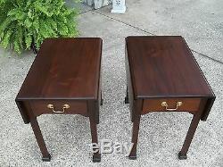 Fantastic Amercian Chippendale Pembroke Tables In Mahogany 20th century