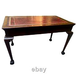 Fine Vintage Chippendale Style Writing Library Desk Cabriole Claw Foot Ball Legs