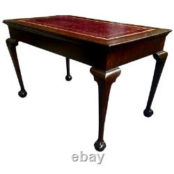 Fine Vintage Chippendale Style Writing Library Desk Cabriole Claw Foot Ball Legs