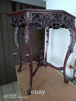 French antique accent-library carved table with Chippendale feet