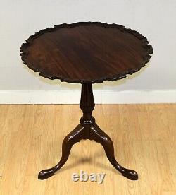 Gorgeous Chippendale Style In Brown Mahogany Tilt Top Tea Table Pie Crust Edge
