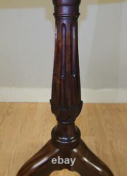 Gorgeous Chippendale Style In Brown Mahogany Tilt Top Tea Table Pie Crust Edge