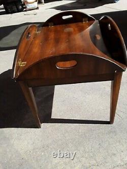 Gorgeous Vintage Baker Furniture Chippendale Mahogany Butler's Coffee Table
