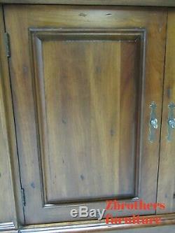 Harden Furniture Plymouth Shell Carved Corner Cabinet Display Hutch Shelf