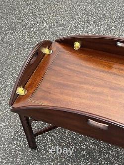 Henkel Harris Chippendale Style Mahogany Butler's Tray Coffee Table