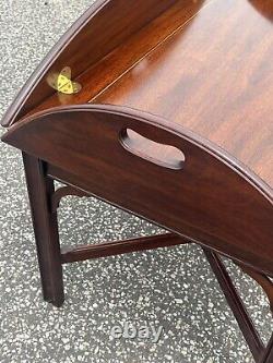 Henkel Harris Chippendale Style Mahogany Butler's Tray Coffee Table